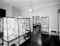 view M0011453: Wellcome Historical Medical Museum exhibition: "Medicine in 1850", 1950