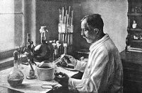 view M0013336: Photograph of Hermann Scholz at work