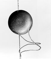 view M0014163: Pans of a balance, probably for coins, showing the maker's mark, 18th century