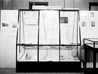 view M0013124: Section VIII on the physiological laboratories in the Wellcome Centenary Exhibition, 1953
