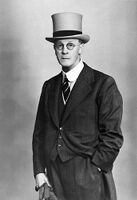 view M0014788: Two portraits of Maurice Davidson (1883-1967)