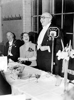 view M0015234: Photograph of Sir Allen Daley (1887-1969) during his after dinner speech at Harrow, May 1950