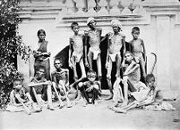 view M0014873: Group of emaciated men during the famine in Bangalore (Bengaluru), 1876-78