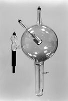 view M0015845: X-ray tube, with cathode, anti-cathode, anode and a vacuum regulator, c.1910