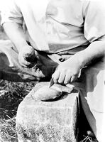 view M0015959: Graver (burin) production, demonstrated by Leon Coutier using side-blow method