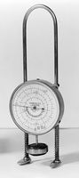 view M0018412: Oliver haemodynamometer or sphygmomanometer by Hawksley